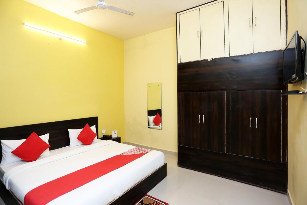 O Greenview Near Munshi Pulia Metro Station Hotel Lucknow